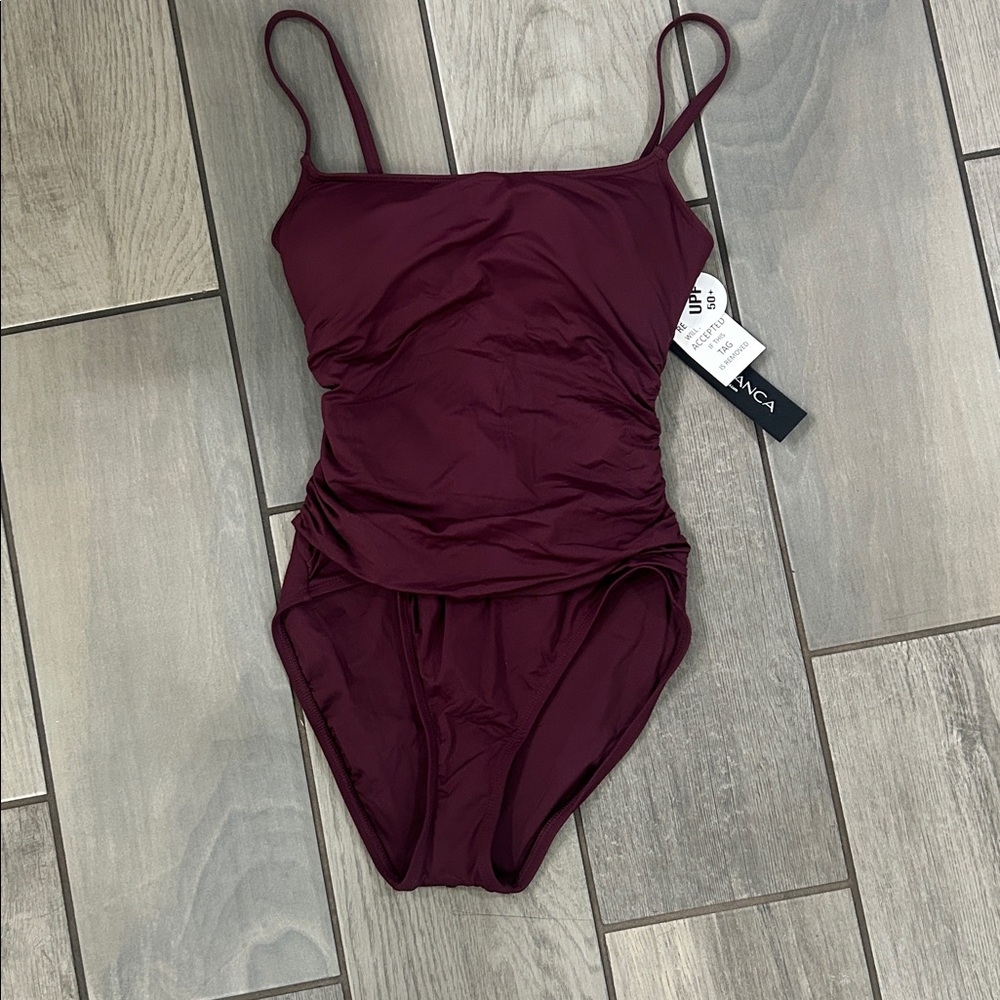 La Blanca Women's One Piece Swimsuit Island Goddess Shirred Side Dark Cherry - Picture 3 of 5
